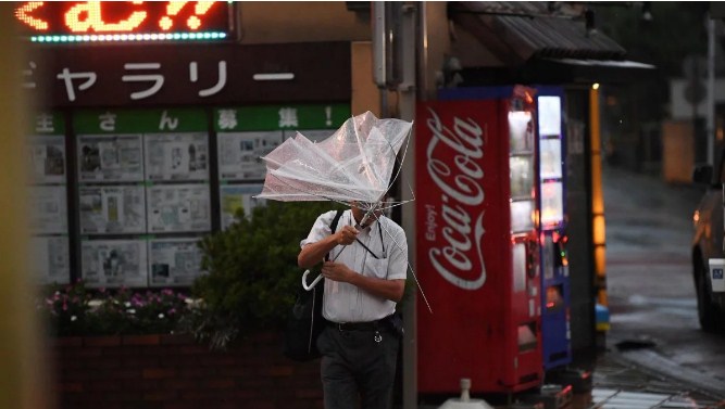 В Японії внаслідок тайфуну 