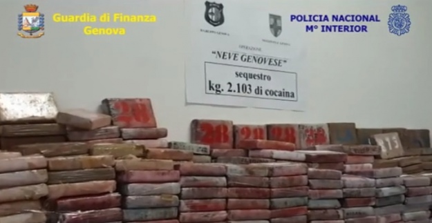 Італійська поліція вилучила понад 2 дві тонни кокаїну, що стало найбільшою партією, знайденою на території країни за останні 25 років.