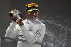 Пілот Формули-1 Хемілтон виграв Гран-прі Сінгапуру