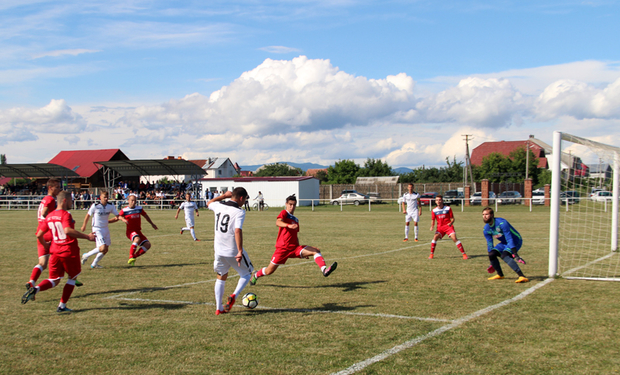 Відбулися матчі 10-го туру обласного Чемпіонату з футболу.
