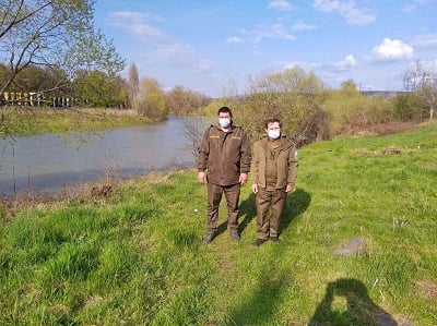 20 апреля инспекторы Закарпатского рыбохозяйственного патруля провели совместный рейд по рыбному промыслу с работниками экологической инспекции. Мероприятие проходило в Ужовском районе и его районе.