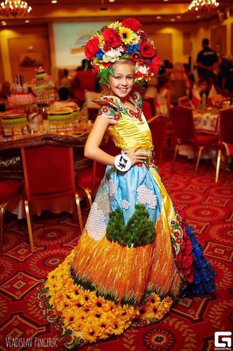 Дівчина з Берегова стала володаркою титулу «Little Miss World – 2017»