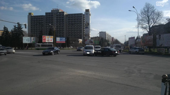 ДТП сталася на перехресті вул. Минайської та пр. Свободи.

