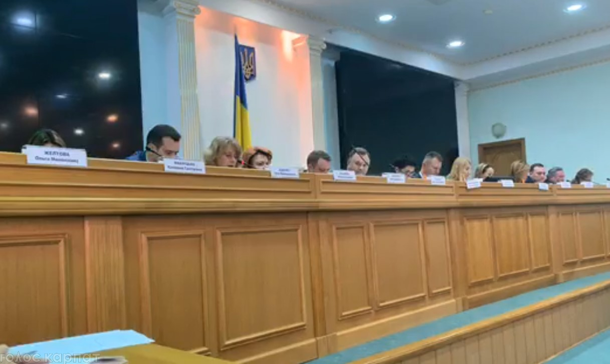 Сегодня ЦИК сформировала состав окружных избирательных комиссий на выборах президента Украины в 2019 году. Из них шесть - на Закарпатье.