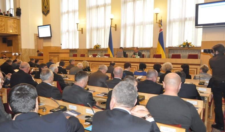 В Ужгороді розпочалось третє пленарне засідання 19 сесії обласної ради.