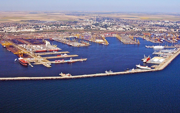 Через блокування Росією портів Україна практично припинила постачання зерна за кордон.