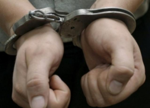 Сотрудники криминальной полиции Виноградовского района разыскали и задержали мужчину, который обокрал местную поликлинику. 