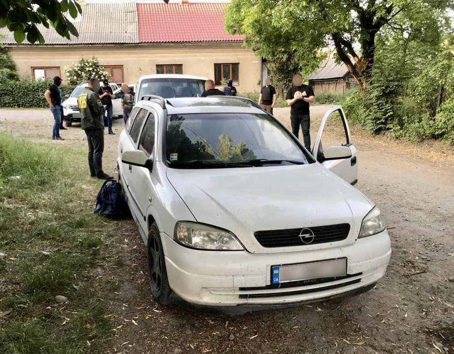 Переправляли чоловіків через Тису: на Закарпатті затримали організаторів (ФОТО)