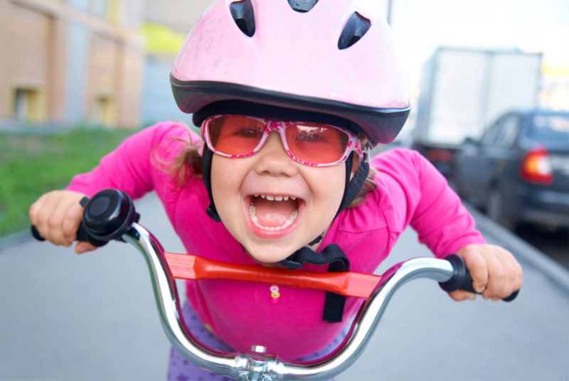 Як зазначають організатори, велосипедні змагання «Три замки Закарпаття» – це дитяча велогонка в парку міста Мукачево.

