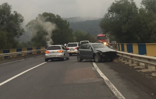 Дорожно-транспортное происшествие произошло на трассе Киев-Чоп, вблизи села Кольчино Мукачевского района.