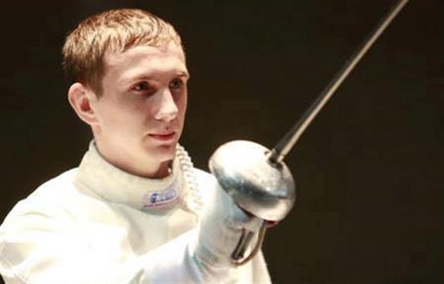 Щойно збірна України з фехтування провела перший бій на командному турнірі з фехтування з шпаги черед чоловіків.