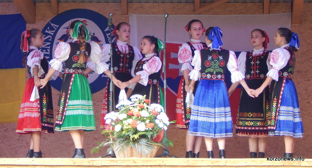 В минувшие выходные в селе Анталовцы Ужгородского района состоялся традиционный областной праздник словацкого народного искусства «Словенска веселица-2016».