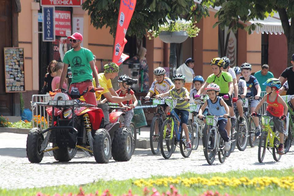 У вересні в Мукачеві святкуватимуть Міжнародний день рудих, фестивалитимуть на честь пива та меду, а також проведуть масштабну велоподію. 
