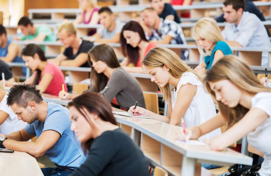 Міністр освіти та науки Оксен Лісовий оголосив календар вступних іспитів на магістратуру у 2024 році.