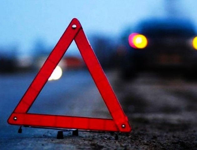 8 січня, близько 23-ї години, одна із камер відеоспостереження, що на вулиці Мукачівській, зафіксувала автомобіль Renault.