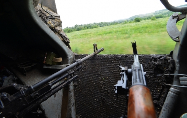 Минулої ночі Станиця Луганська зазнала масованих обстрілів із мінометів, гранатометів та артилерійських гармат.
