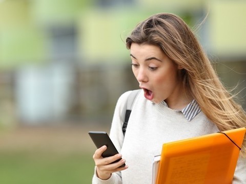 Власники мобільних телефонів - готуйте паспорти! За новим законом кожен обов'язково проходитиме ідентифікацію - подробиці нововведення