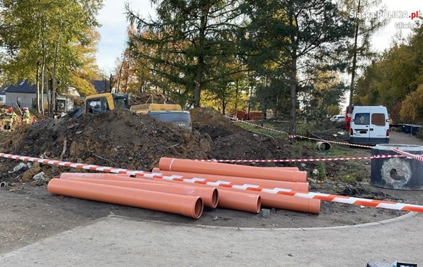 Несчастный случай с работником из Украины произошел в котловане во время строительства. Мужчину накрыл оползень.