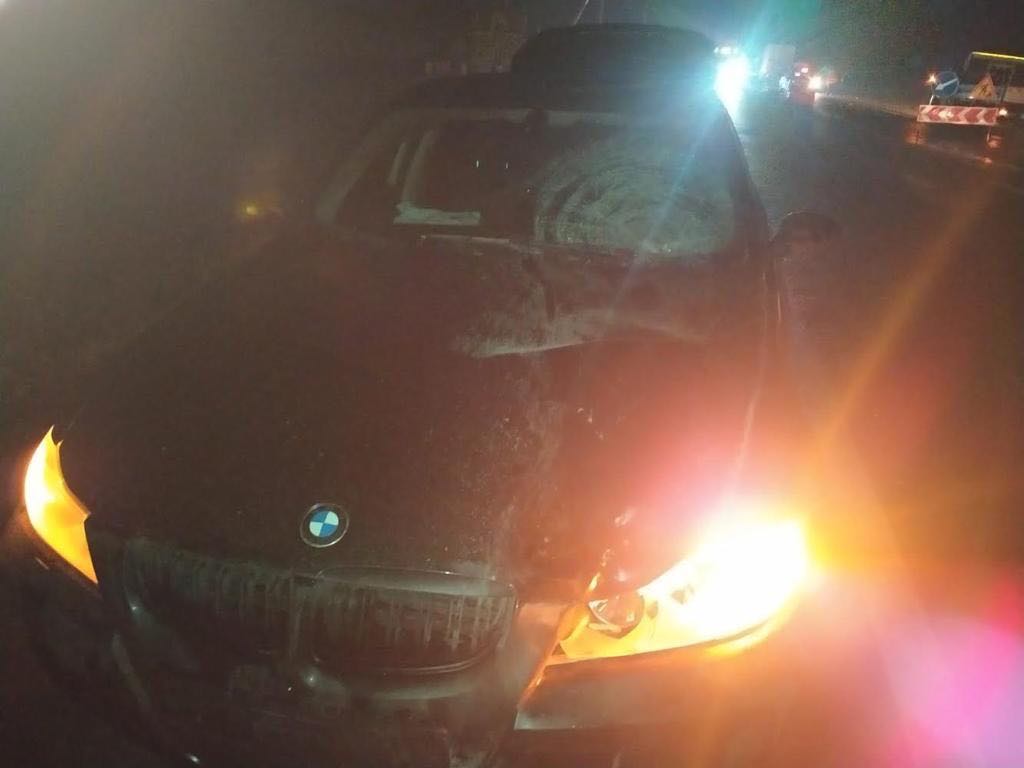 Як встановили правоохоронці, водій автомобіля «БМВ», 23-річний житель міста Сколе, скоїв наїзд на 48-річного пішохода, мешканця села, біля якого сталась аварія.