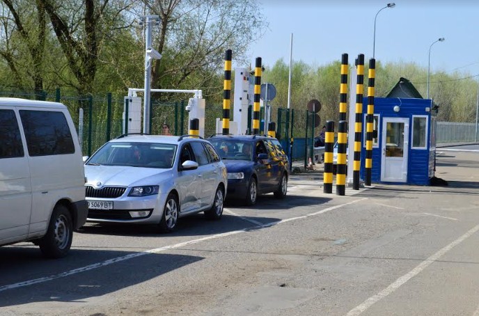 Сегодня, 29 июня с 1.00 на границе с Венгрией полностью возобновили работу пункты «Вилок – Тисабеч», «Лужанка – Берегшурань», «Косино – Барабаш» и «Звонково – Лонья».