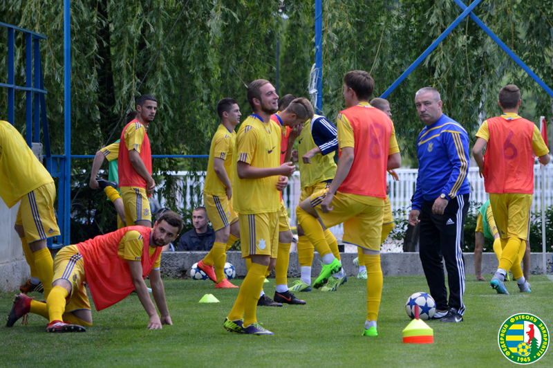 ФК «Поляна» була на фініші шостою. Це одна з найперспективніших команд області за своїм складом.

