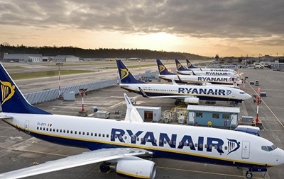 Ірландська авіакомпанія-лоукостер Ryanair скасувала запланований вихід на український ринок. Про це йдеться в повідомленні прес-служби авіаперевізника в понеділок, 10 липня.
