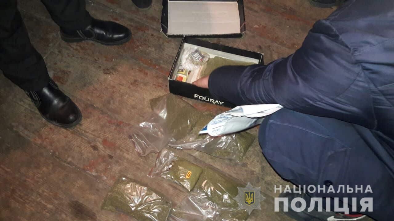У Тячеві патрульні зупинили «Меrсеdеs», яким кермував мешканець Нижньої Апші у стані наркосп'яніння.