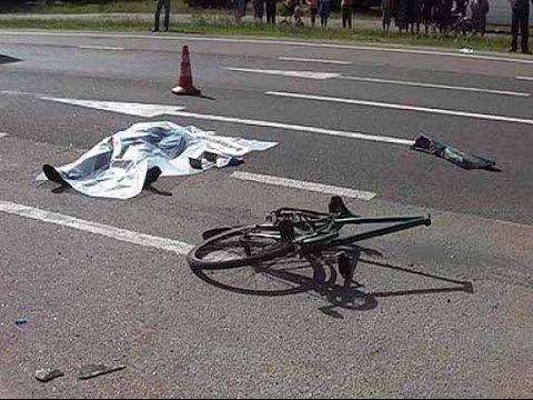 На Львовщине рулевой автомобиля сбил насмерть велосипедиста и сбежал с места происшествия.