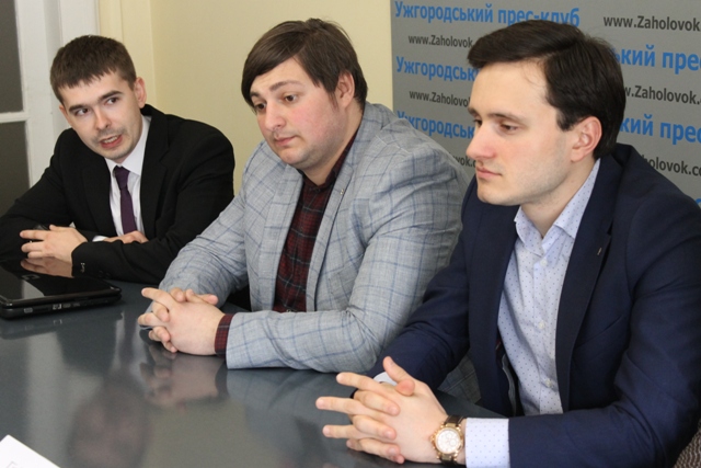 По мнению самого младшего советника бывшего президента Грузии Михаила Саакашвили Ило Глонті ситуация на политическом поле Ужгорода пока совершенно непонятна. 
