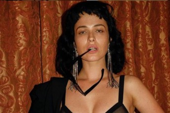Українська співачка, екс-солістка гурту Nikita Даша Астаф'єва розбурхала шанувальників пікантною фотосесією.