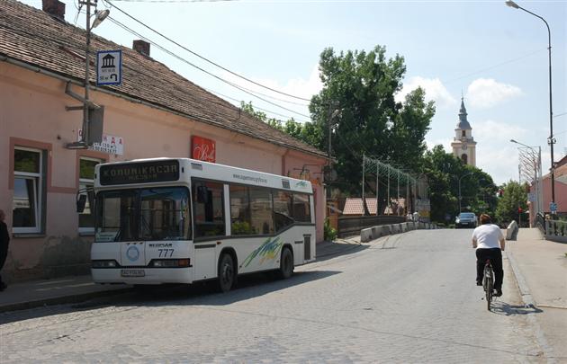 Таксисти вже перейшли на тариф 20 грн. по місту, а маршрутки будуть коштувати 5 грн.