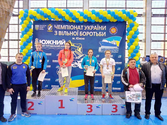 Закарпатка виборола бронзу на чемпіонаті України з вільної боротьби
