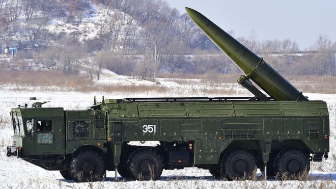 Увечері 4 грудня міністри закордонних справ країн НАТО ухвалили заяву, у якій звинуватили Росію в порушенні Договору про ліквідацію ракет середньої та малої дальності (ДРСМД).