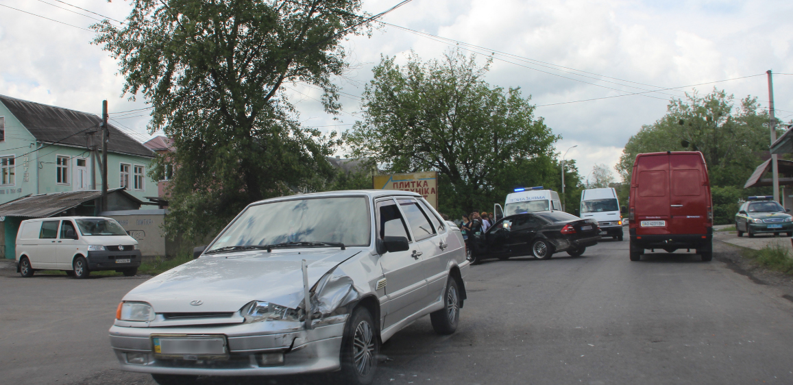 Аварія без потерпілих сьогодні трапилася у Виноградові