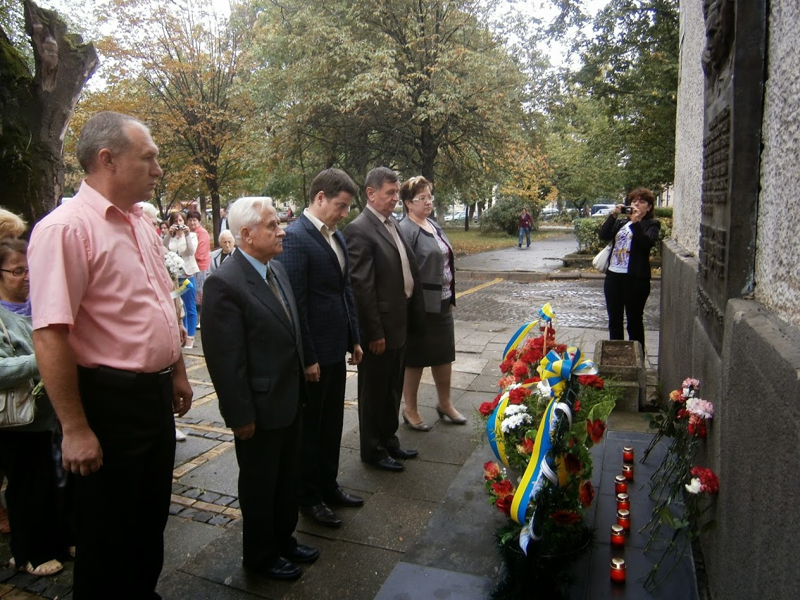 Жителі Виноградова вшанували пам'ять партизанів Великої вітчизняної війни