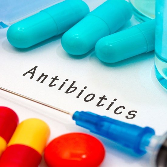 Подорожчали на 60% – реформа Міністерства охорони здоров'я позначилася на вартості антибіотиків