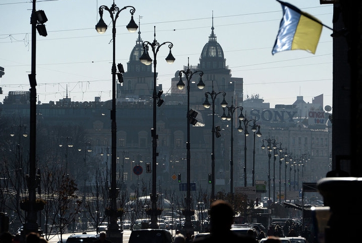 Украина просит Россию о реструктуризации долга на 3 миллиарда долларов.
