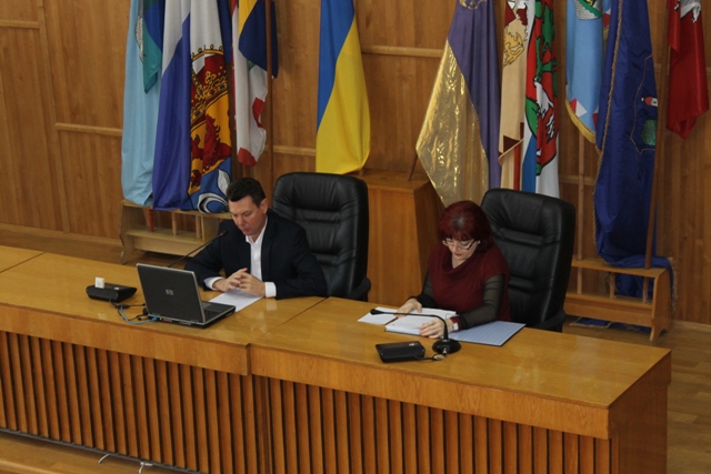 20 листопада в Ужгороді міські депутати продовжили роботу XXVI сесії міської ради VI скликання.