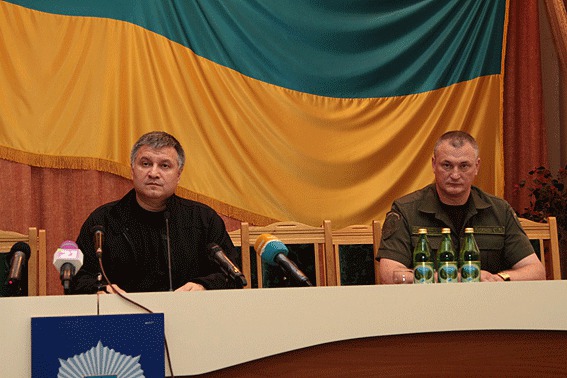Новопризначений глава Закарпатської міліції полковник Сергій Князєв закликає закарпатців та гостей краю до взаємодії щодо протиправних дій, які відбуваються на території області.