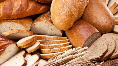 Медики розповіли, яку небезпеку ховає в собі хліб