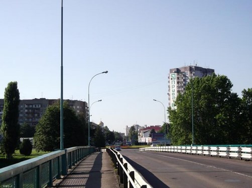 В Ужгороді жителька Хмельниччини намагалася вкоротити собі віку