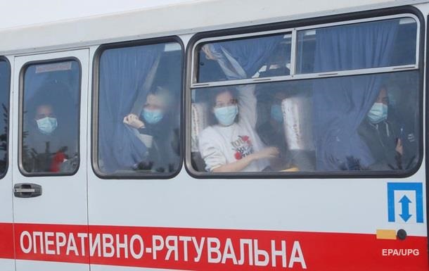 Загалом евакуйованими з Китаю на батьківщину українцями є вихідці із 14 областей, а також із Києва. 