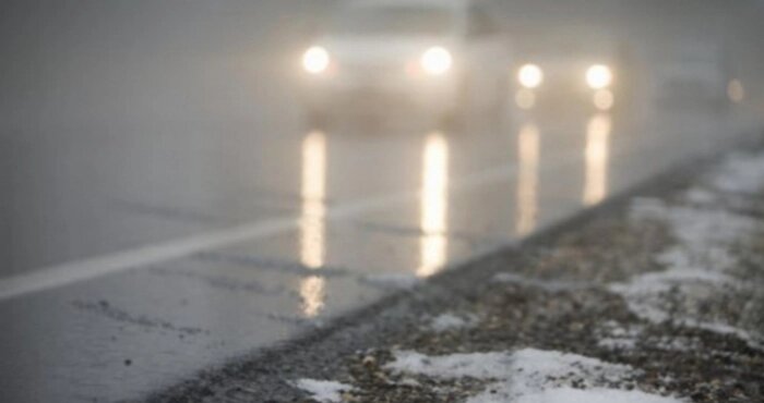 Патрульна поліція Закарпаття попереджає водіїв про те, що на більшості доріг області — туман.