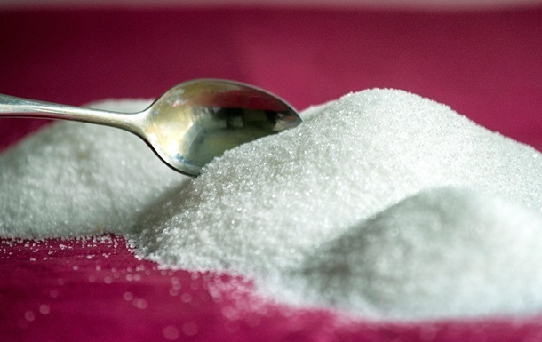 Через рясні дощі в Україні зменшиться виробництво цукру, що призведе до дефіциту на ринку.