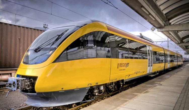 Приватна чеська залізнична компанія RegioJet хотіла б налагодити заліжничне сполучення з Україною, запустивши поїзд в Мукачево.

