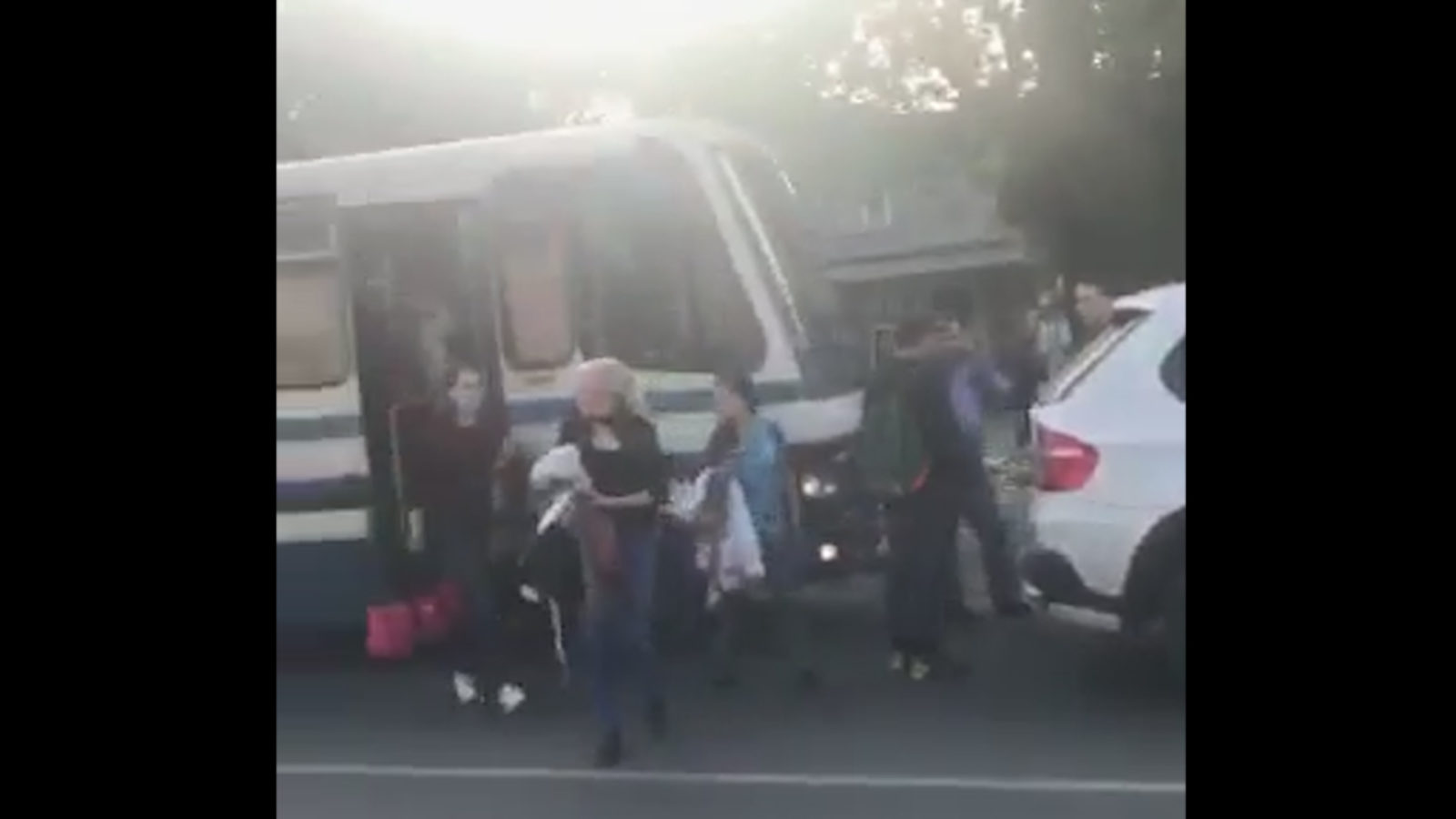 В обласному центрі Закарпаття пасажирський автобус «Еталон» вдарив BMW. 