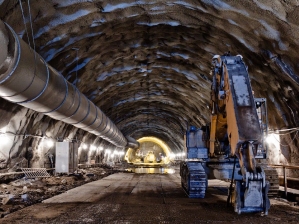 Колійні роботи всередині Бескидського тунелю триватимуть із кінця жовтня 2017 року до березня 2018 року. 