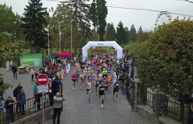 Восени, 13 жовтня, відбудеться наймасовіший біговий захід Закарпаття - Mukachevo Half Marathon 2019!