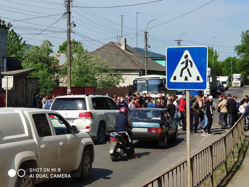 Мешканці с.Копашнево протестують проти об'єднання в Золотарівську ОТГ