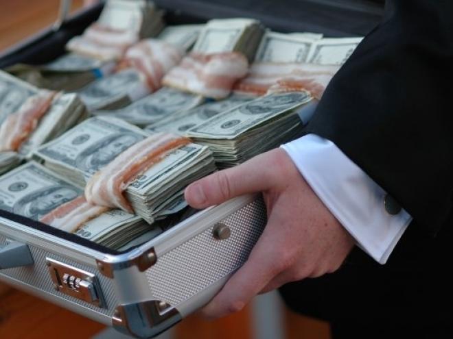 Загалом за цей період у провадженні правоохоронних органів Закарпатської області перебувало 107 кримінальних проваджень з ознаками корупції.